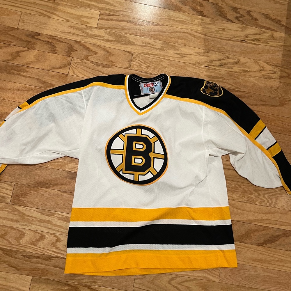 Vintage CCM Bruins Jersey size L